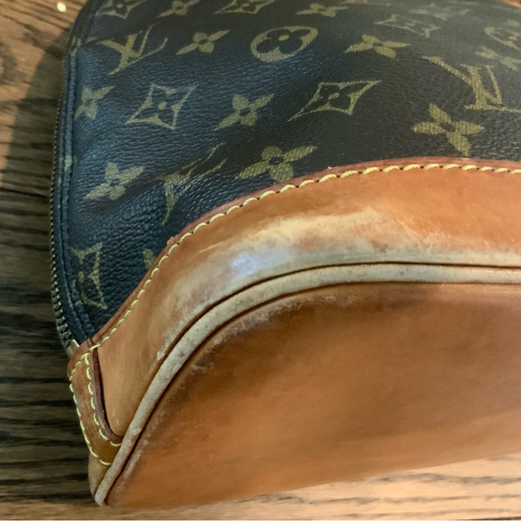 Louis Vuitton Alma Purse - Picture 5 of 11